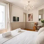 Apartmán Eiffel Tower - Premium With Lift For 4