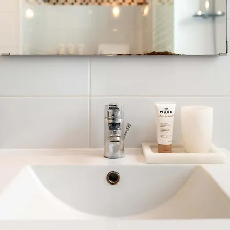 Eiffel Tower - Premium With Lift For 4 Appartement