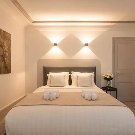 Appartement Eiffel Tower - Premium With Lift For 4