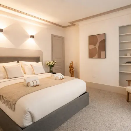 Appartement Eiffel Tower - Premium With Lift For 4