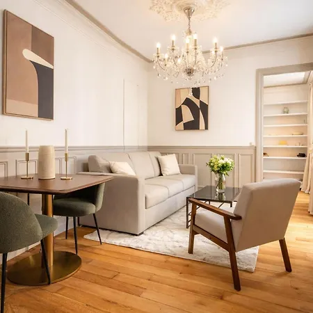 Eiffel Tower - Premium With Lift For 4 Apartmán *