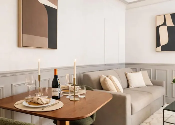 Eiffel Tower - Premium With Lift For 4 Appartement Paris
