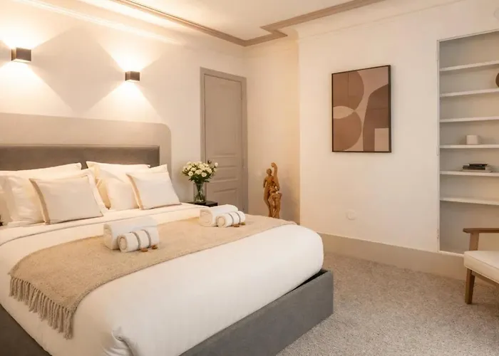 Appartement Eiffel Tower - Premium With Lift For 4