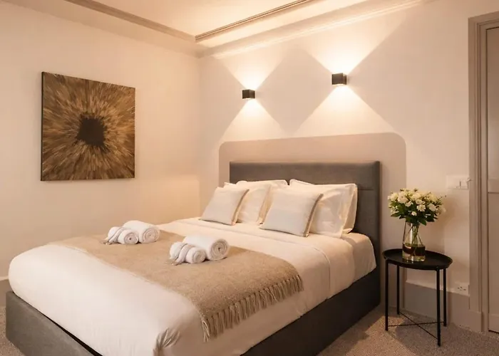 Eiffel Tower - Premium With Lift For 4 Appartement